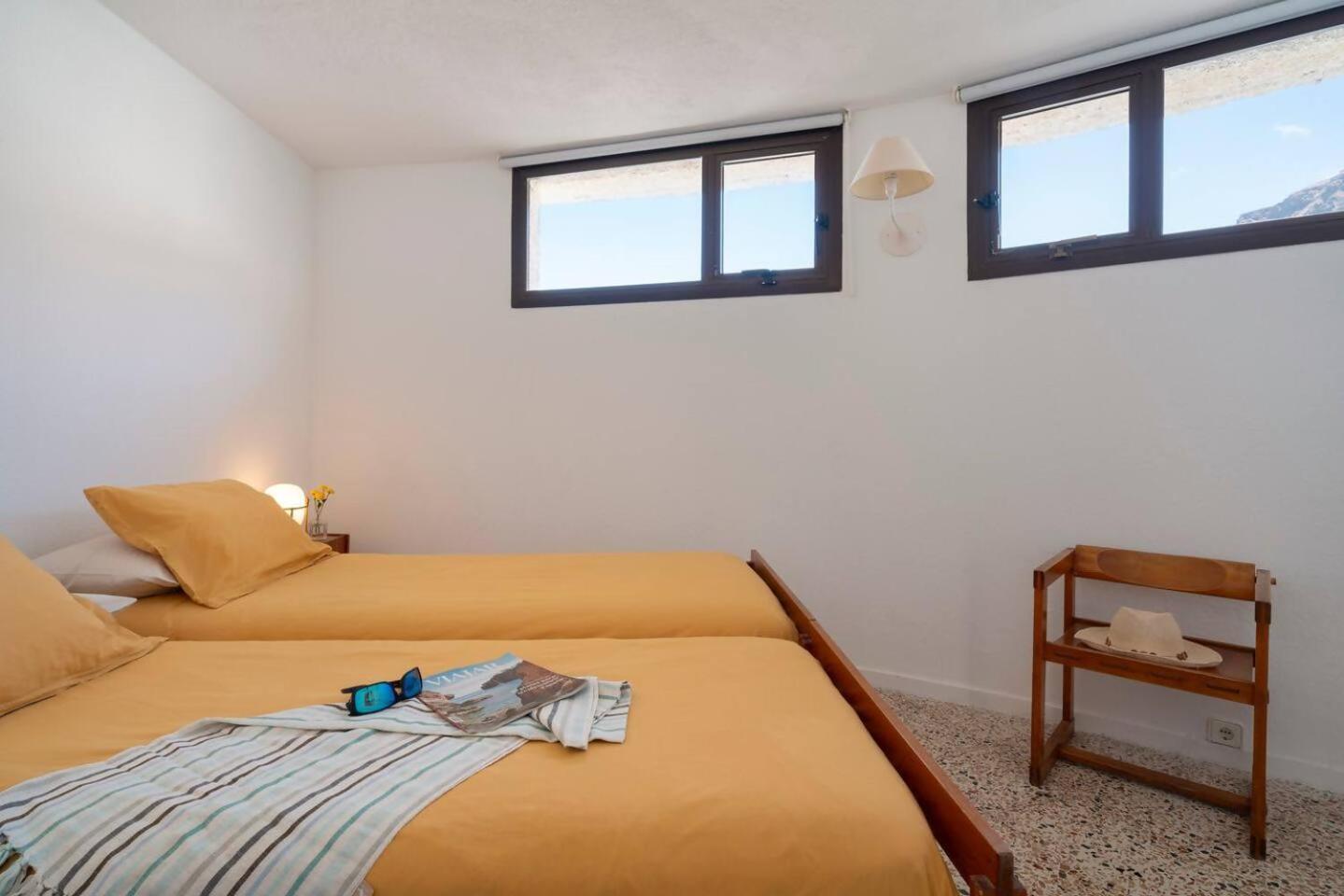 Lanzarote Famara Beach Bungalow Bagian luar foto